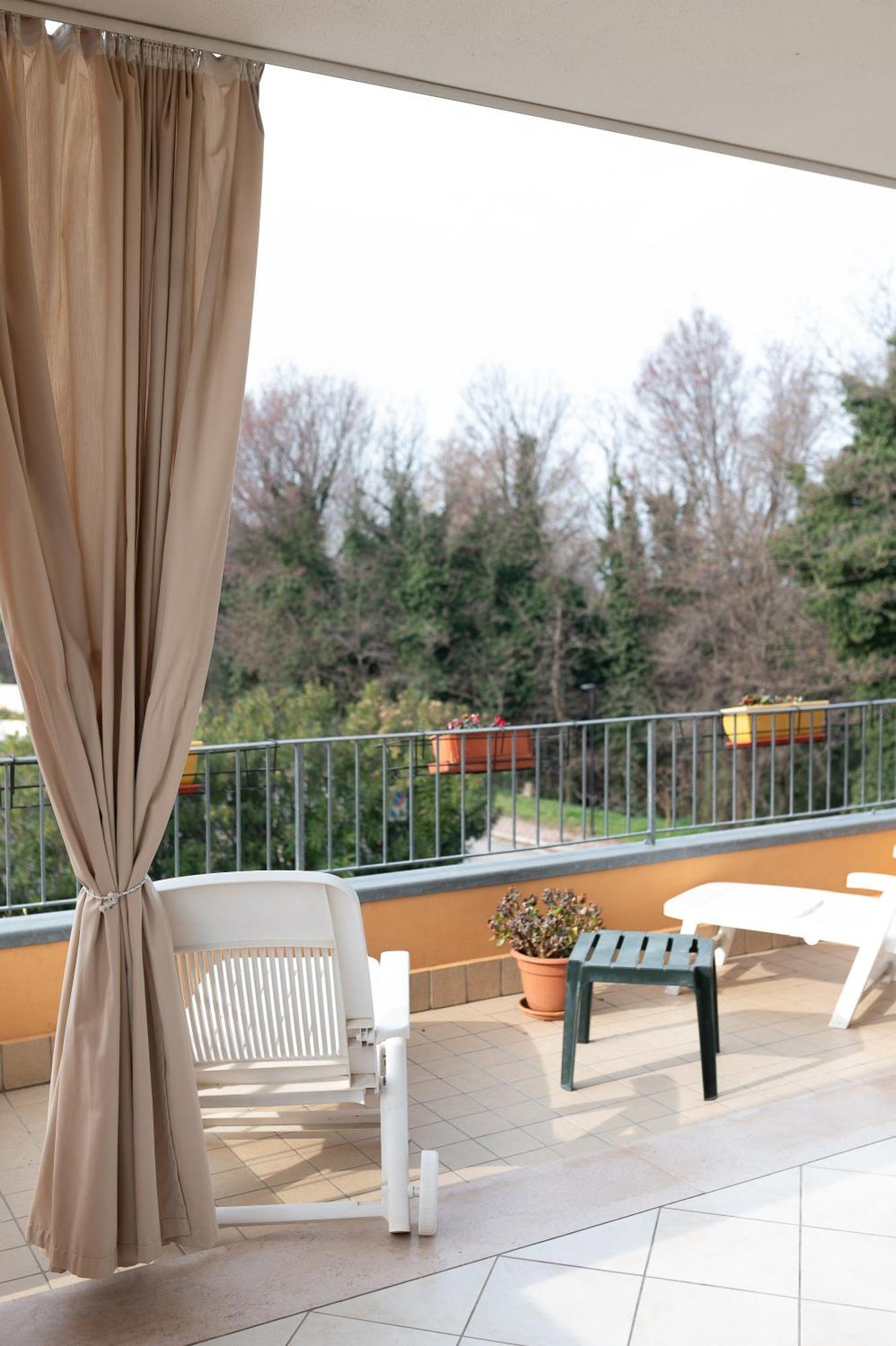 Apartment Terrazza Baciata Dal Sole Lazise